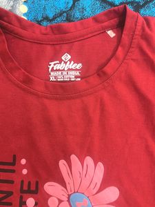 RED TSHIRT NEW WITHOUT TAG 100%COTTON FREE GIFT