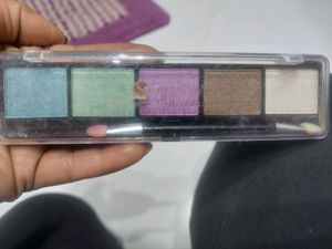 VKBILORY Eyeshadow Palette