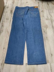 Ma5840 Arvind baggy jeans waist 36 inches