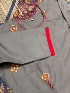 Stylish Grey Embroidered Kurta