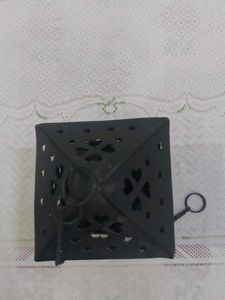 Cozy House Shaped T Light Candle Holder Star &amp; ❤️