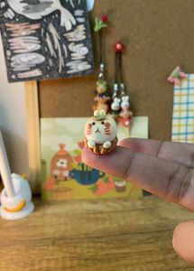 cute desk friend