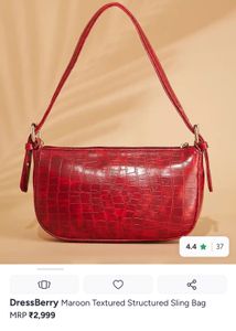 Chic Red Croc Shoulder
