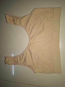 Comfortable seamless sports bra