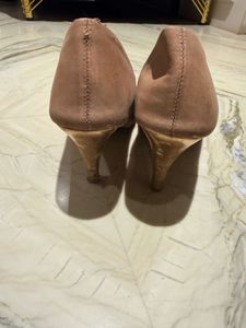 pink heels