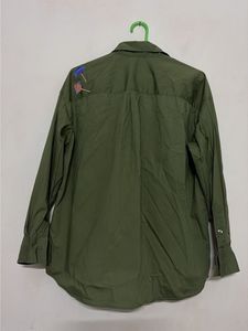 Olive green long sleev button down shirt