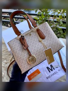 Michael Kors Signature Tote Bag