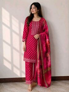 Women's Indian Kurta Set with Dupatta