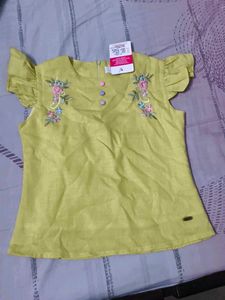 Pretty Peach Kids Top