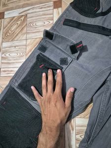 Unique 9 Pockets Men's Cargo Pants 😉