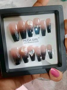Huda Girl Nail Premium Series