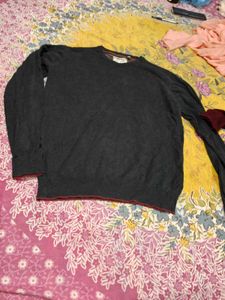 Men's Dark Grey Crew Neck Sweater