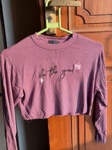 Cropped Long Sleeve Top
