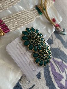 Elegant Necklace and Earring Set