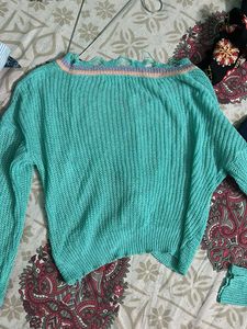 Trendy Twisted Knit Sweater