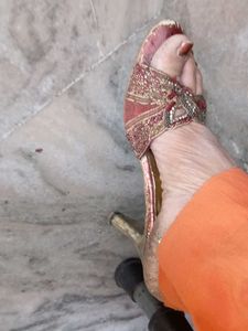 Embroidered Red &amp; Gold Heels