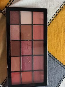 eyeshadow pallet Makeup Revolution