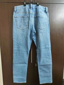 H&amp;M Men's Light Wash Denim Jeans