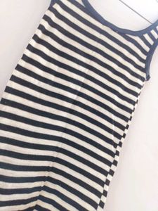 pair of two Striped Sleeveless Top size 24 st