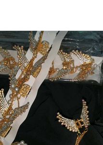 Sparkling Wing Design Jewelry Set