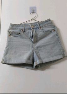 H&M Light Wash Denim Shorts
