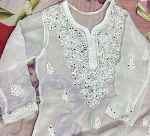 Elegant Embroidered Kurta