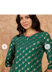 Green & Magenta color printed 2 psc kurta set