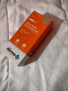 Price Dropped!!The Derma Co. Sunscreen