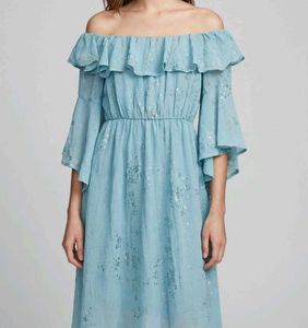 Chic Off-Shoulder Ruffled Dress