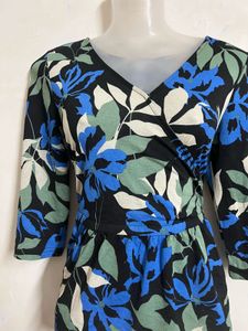 VERO MODA BRANDED Chic Floral Wrap Top