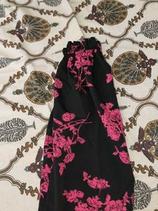 Floral Print V-Neck Top