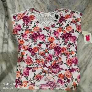 Floral Knot-Front Top
