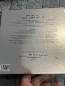 Luxury Eyeshadow Palette - Versatile Shades