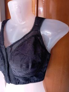 ComfortPlus Front-Closure Bra