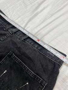 Stylish Black Paint Splatter Jeans