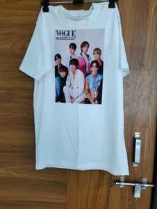 White Vogue Graphic Print T-Shirt