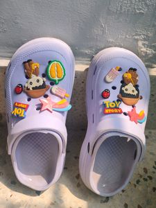 Crocs(Price Dropped 🔥🔥🔥)