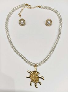 Elegant Pearl Necklace and Earring Set