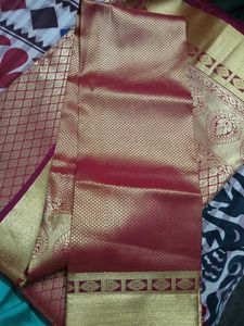 Bridal Exquisite Silk Saree with Blouse piece