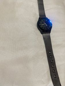 Elegant Silver-Tone Mesh Strap Watch