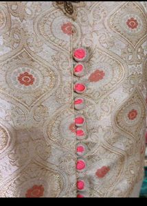 bust 40 Elegant White Lehenga Choli
