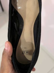 H&amp;M Black Suede Pointed Toe Heels