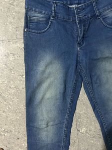 Stylish Blue Washed Skinny Fit Denim Jeans