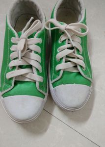 Sports Shoes With Lace