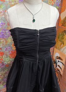 Chic Black Strapless Mini Dress