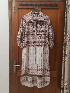 Stylish Women's High low Top