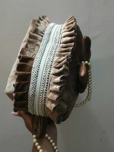 cute vanity pouch/ makeup bag/ skin care