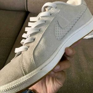 Stylish Beige Suede Sneakers