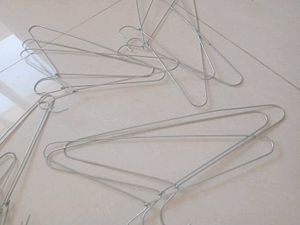Lot of 20 Metal Hangers