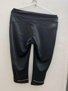Lotto Black Athletic  Capris